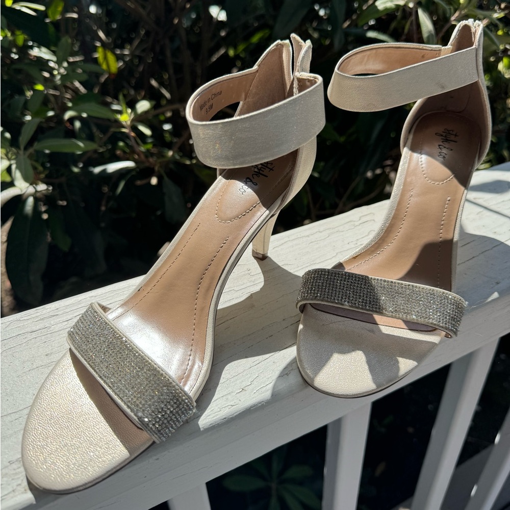 Style & Co Champagne Gold Wedding guest show Size 9.5